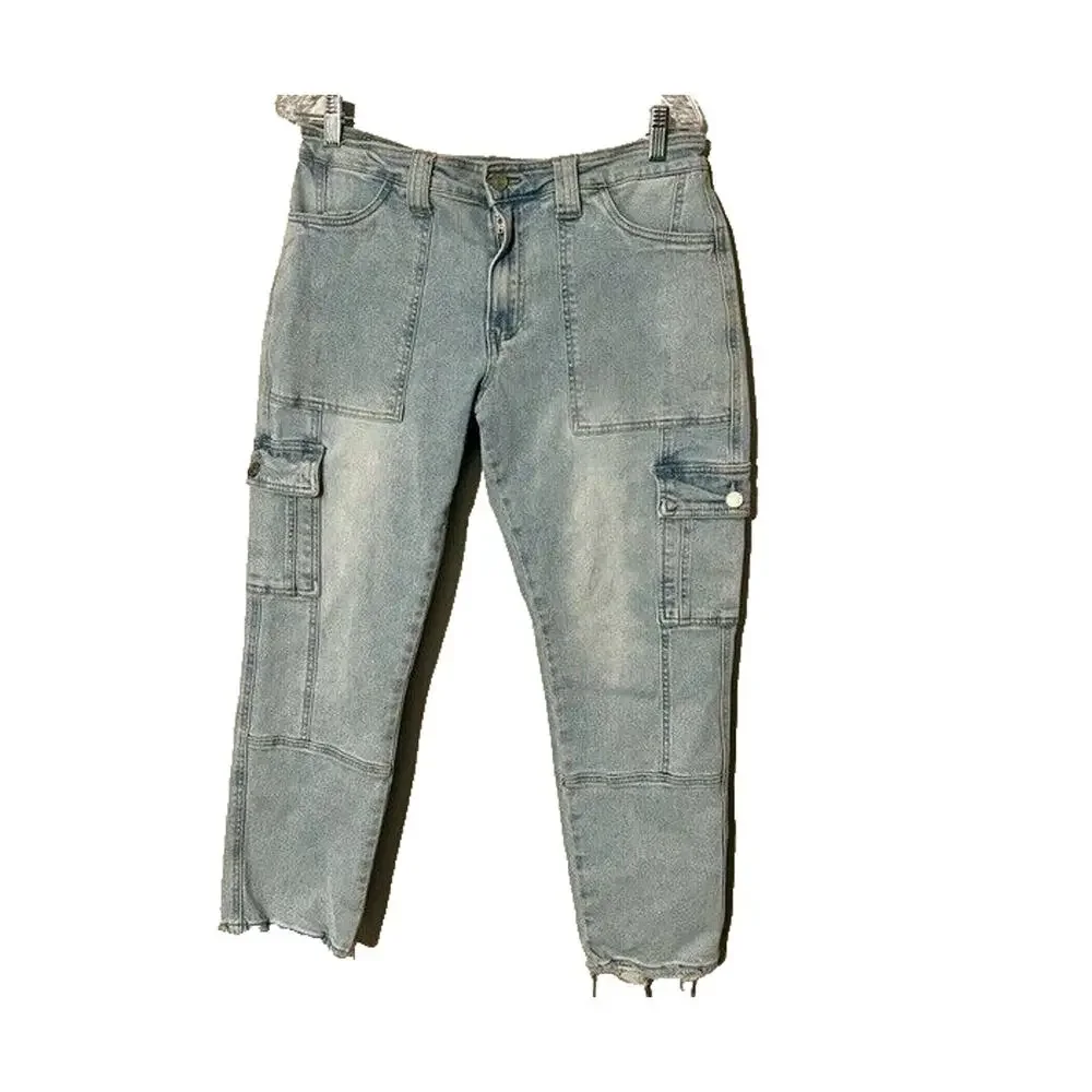 KanCan Jeans Size 9 High Rise Jeans Blue Light Wash Relaxed Loose Fit Raw Hem